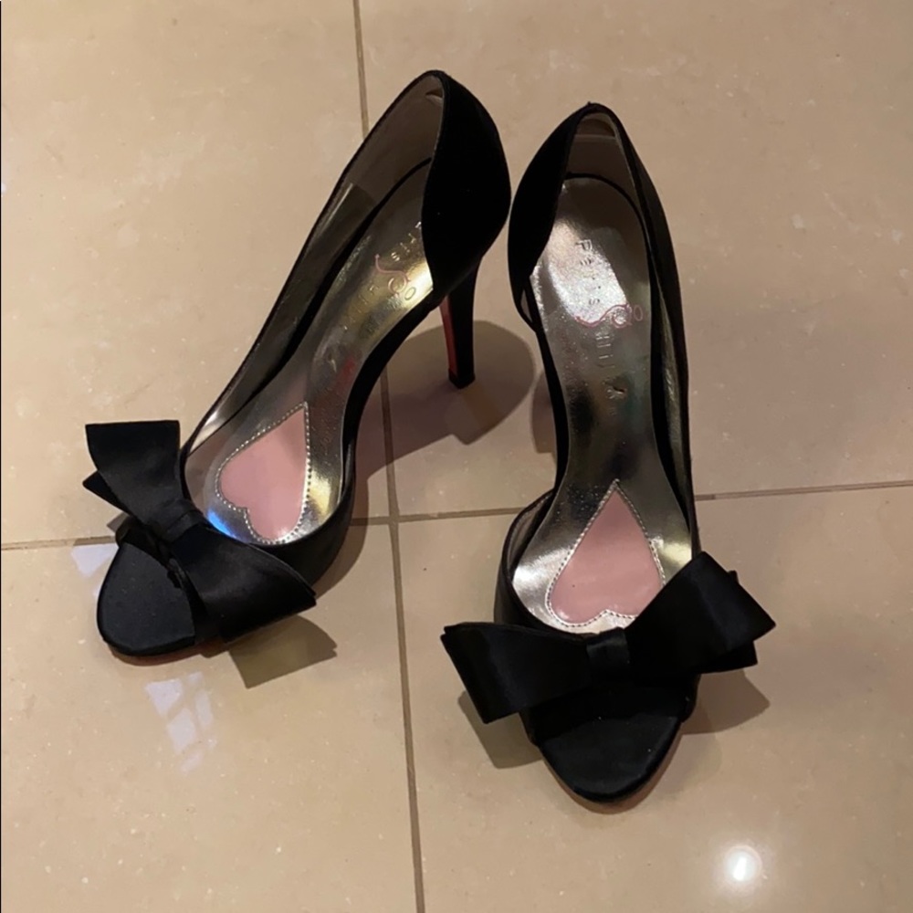 Satin dress shoes